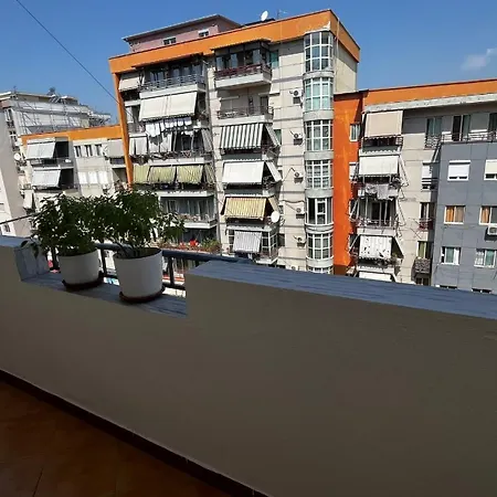 Apartment Capital Charm *